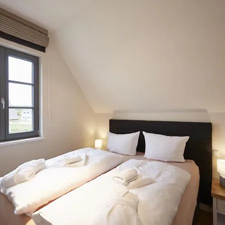 Reetland Am - Premium Reetdachvilla Mit 3 Schlafzimmern, Sauna Und Kamin E19 * Dranske