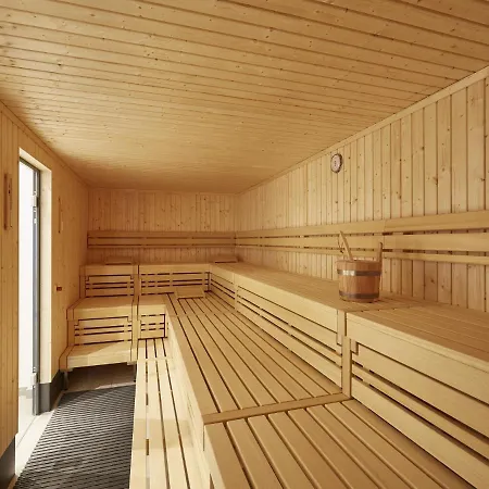 Prázdninový dům Reetland Am - Premium Reetdachvilla Mit 3 Schlafzimmern, Sauna Und Kamin E19