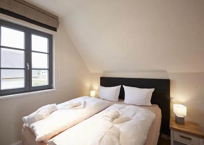 Reetland Am - Premium Reetdachvilla Mit 3 Schlafzimmern, Sauna Und Kamin E19 * Dranske